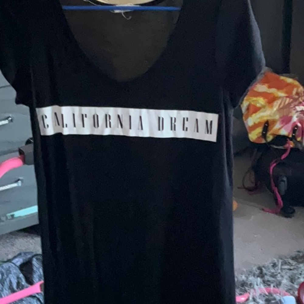 Black shirt